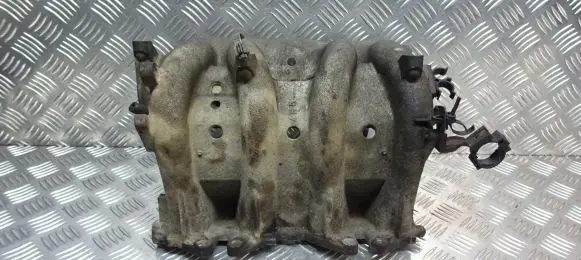Nissan Almera N16 Intake manifold