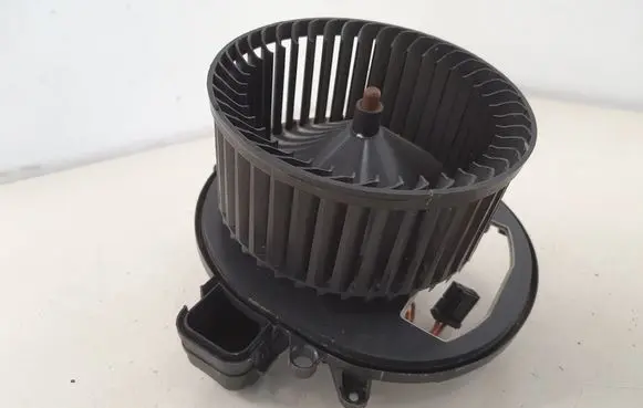 Heater fan/blower