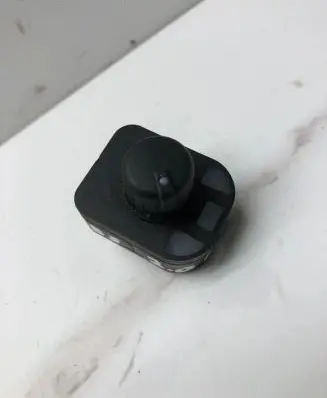 Audi A3 S3 8P Wing mirror switch 8E0959565