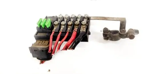 Volkswagen Golf IV Fuse box set
