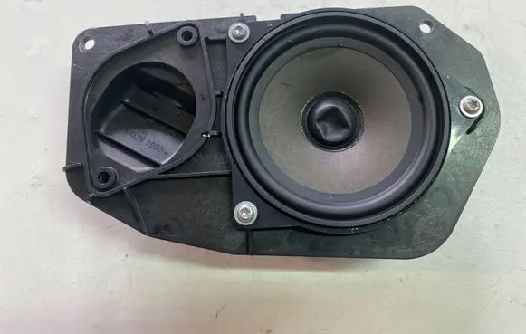 BMW 5 E60 E61 Parcel shelf speaker 9141496