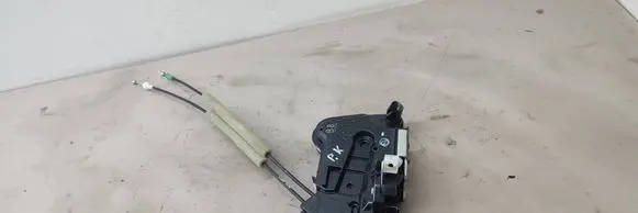 Toyota Highlander XU70 Front door lock