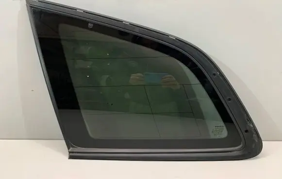 Volvo XC60 Rear side window