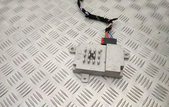 Peugeot Traveller Sound amplifier 9815470180