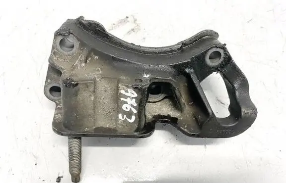 Ford Focus Engine mounting bracket S326C29