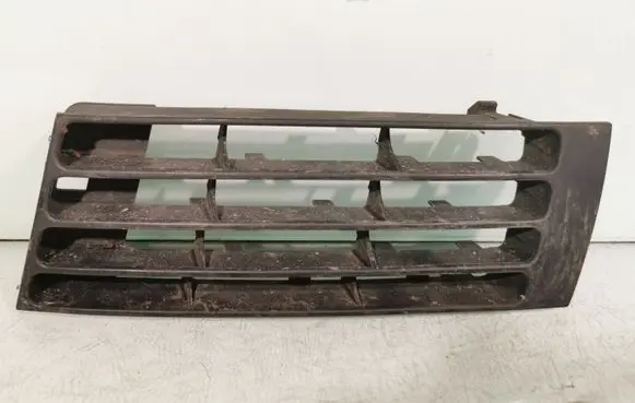 Audi A4 S4 B5 8D Front bumper lower grill 8D0807345AA