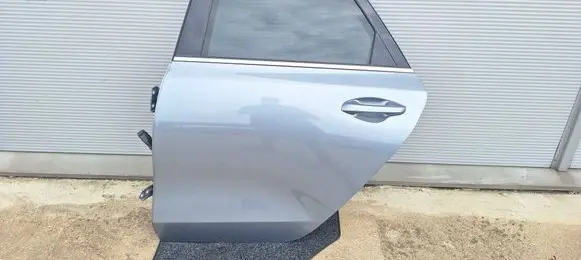 KIA Pro Cee'd III Rear door