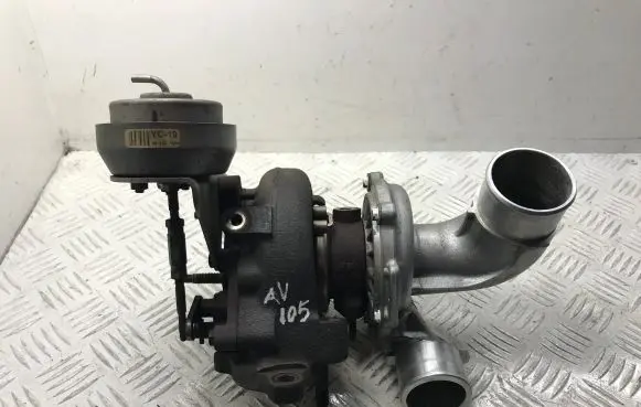 Toyota Avensis T270 Turbo 172010R060 0901130160