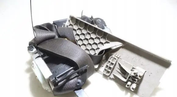 Opel Insignia A Front seatbelt