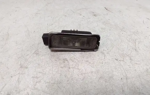 Volkswagen PASSAT B7 Number plate light 1K8943021