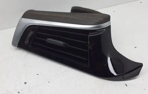 BMW 5 G30 G31 Dashboard side air vent grill/cover trim 9329545