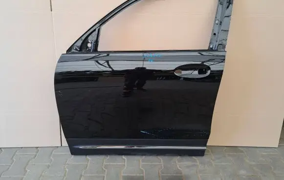 Mercedes-Benz GLB x247 Front door A2477220901 1524XE