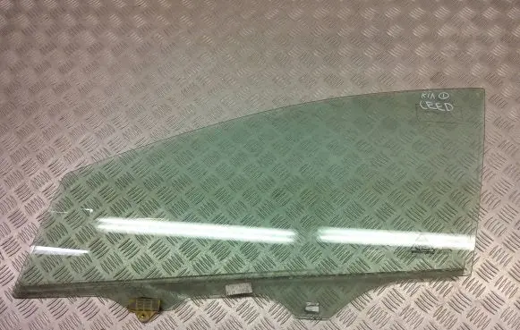 KIA Pro Cee'd II Front door window glass four-door 43R-001167