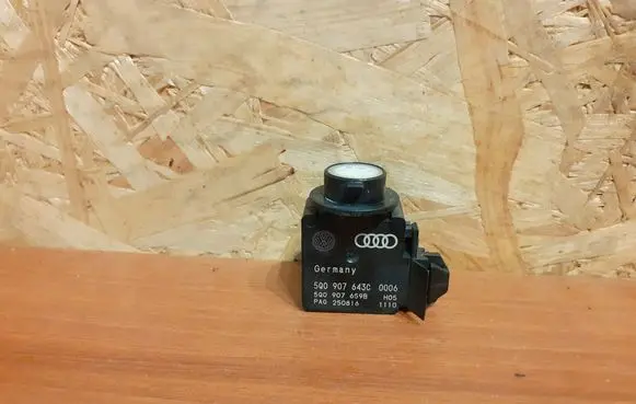 Volkswagen Golf VII Air quality sensor 5Q0907643C 449