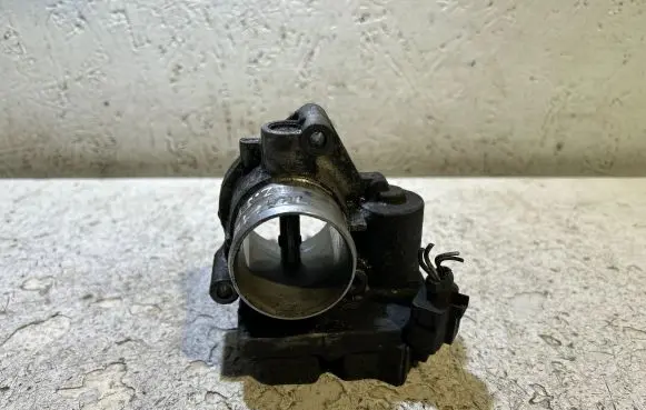 Renault Trafic II (X83) Throttle valve 2C93107575 0810272 WVP150E
