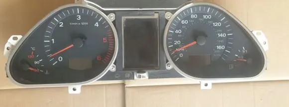 Audi A6 S6 C6 4F Speedometer (instrument cluster) 8E0920951F