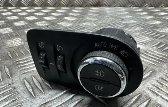 Opel Astra K Light switch 39050756