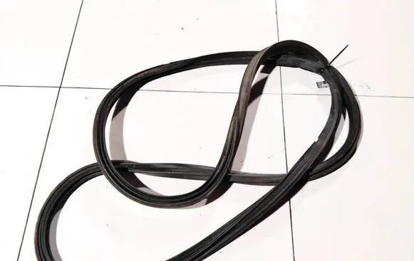 KIA Sorento Rubber seal rear door 
