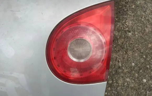 Volkswagen Golf V Tailgate rear/tail lights