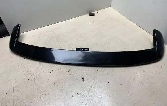 Volkswagen Golf VI Tailgate/trunk spoiler 1A4709