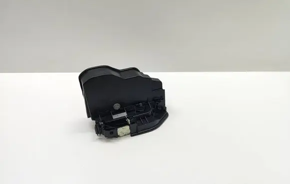 BMW 5 F10 F11 Rear door lock 7202147 51227202147