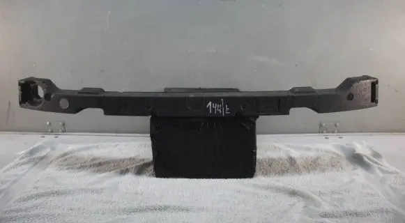 Front bumper foam support bar