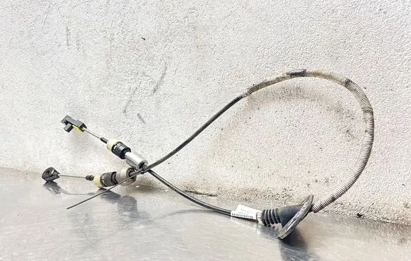 Volvo XC60 Gear shift cable linkage 31256260