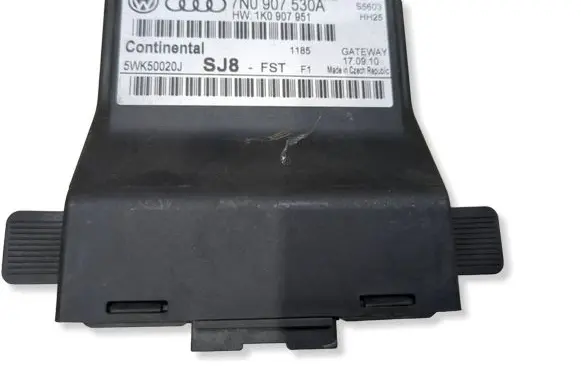 Volkswagen Touran II Gateway control module 7N0907530A 5WK50020J 1K0907951