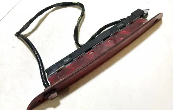 Ford Focus Third/center stoplight xs4x13a613aa xs4x-13a613-aa