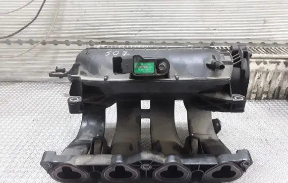 Peugeot 307 Intake manifold 9645400680