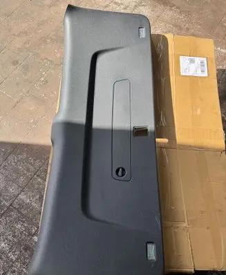 Audi SQ7 Tailgate/boot lid cover trim 4M0867973E