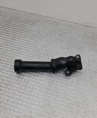 Engine coolant pipe/hose