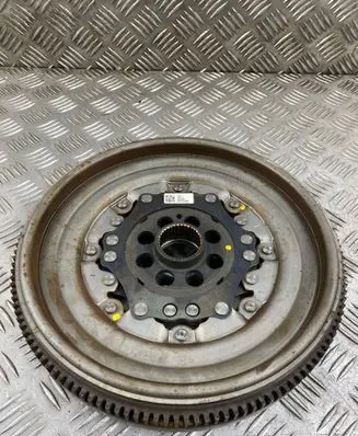 Audi A3 S3 8V Flywheel 06K105266AC