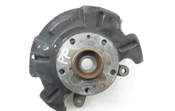 Suzuki Vitara (LY) Front wheel hub spindle knuckle
