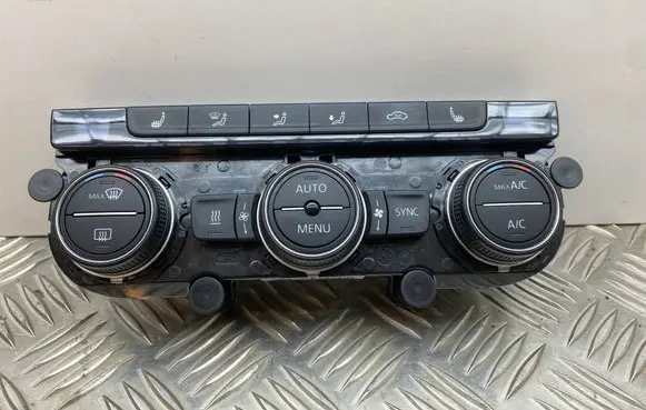Volkswagen PASSAT B8 Climate control unit 5G0907044DQ