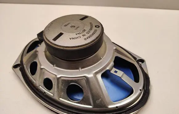 Dodge Durango III Front door speaker 05064358AB 26777A4