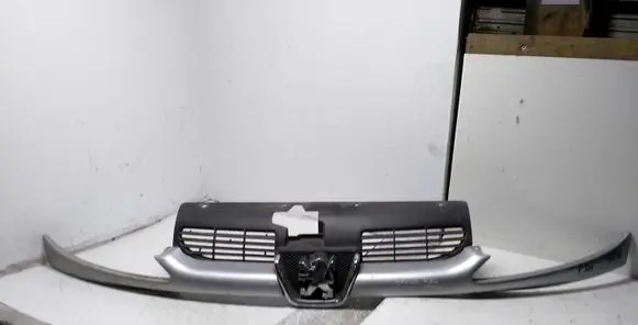 Peugeot 206 Front grill 9628691277 1851948C 9628934280