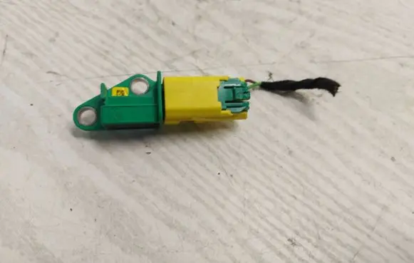 Audi A6 S6 C6 4F Airbag deployment crash/impact sensor 1K0909606C 5WK43544