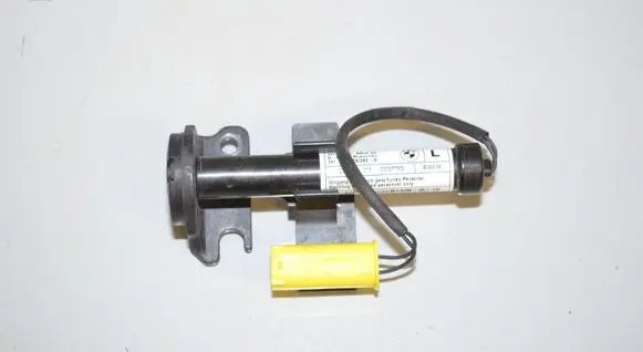 BMW 7 G11 G12 Bonnet Pedestrian Airbag Actuator 7347405 51237347405