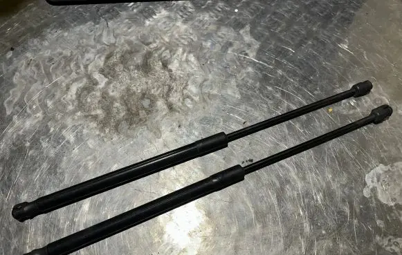 Citroen DS4 Tailgate strut 9801061480