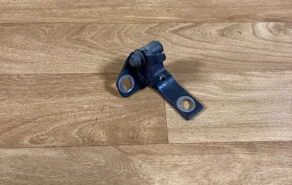 Ford C-MAX II Rear door lower hinge