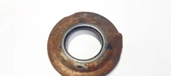 Ford Focus Coil spring mount 