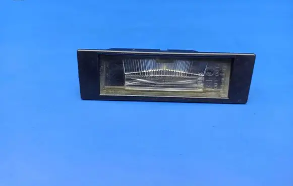 BMW 6 E63 E64 Number plate light 7165735 0461385