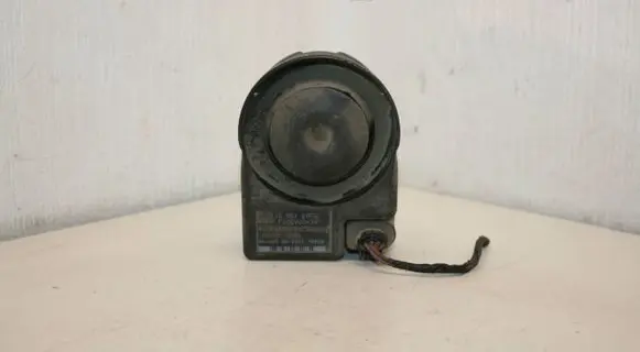 Skoda Fabia Mk2 (5J) Alarm system siren 1J0951605A F005V00434