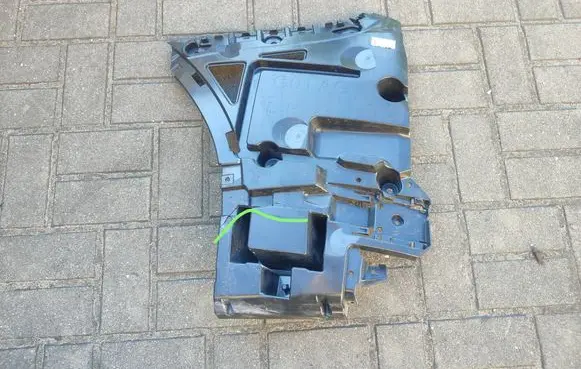 BMW X3 G01 Bumper support mounting bracket corner 9451020