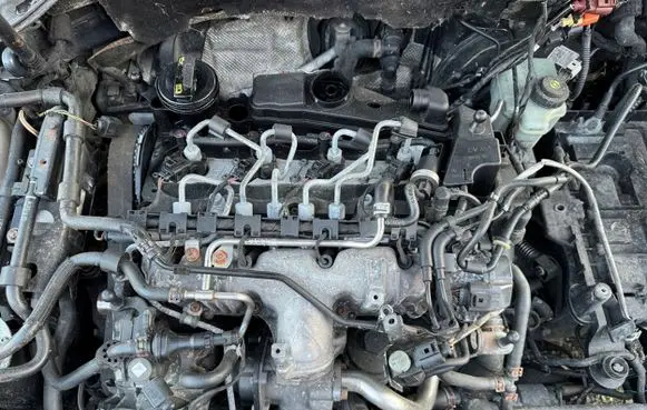 Volkswagen Polo V 6R Engine