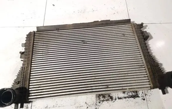 Volkswagen PASSAT B6 Intercooler radiator