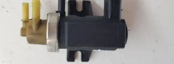 Citroen DS4 Turbo solenoid valve 9672875080