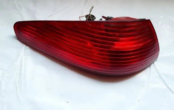 Peugeot 607 Rear/tail lights NOCODE
