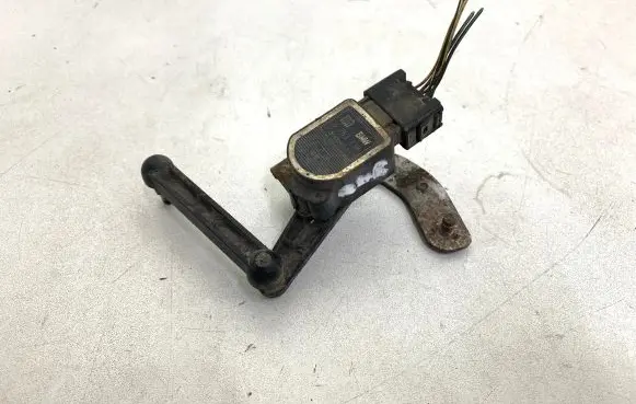 BMW 7 E65 E66 Headlight/headlamp level sensor 6752797 6763738